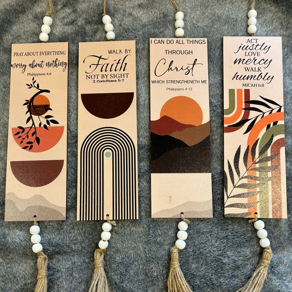 Bible Scriptures Wall Decor with Hangers